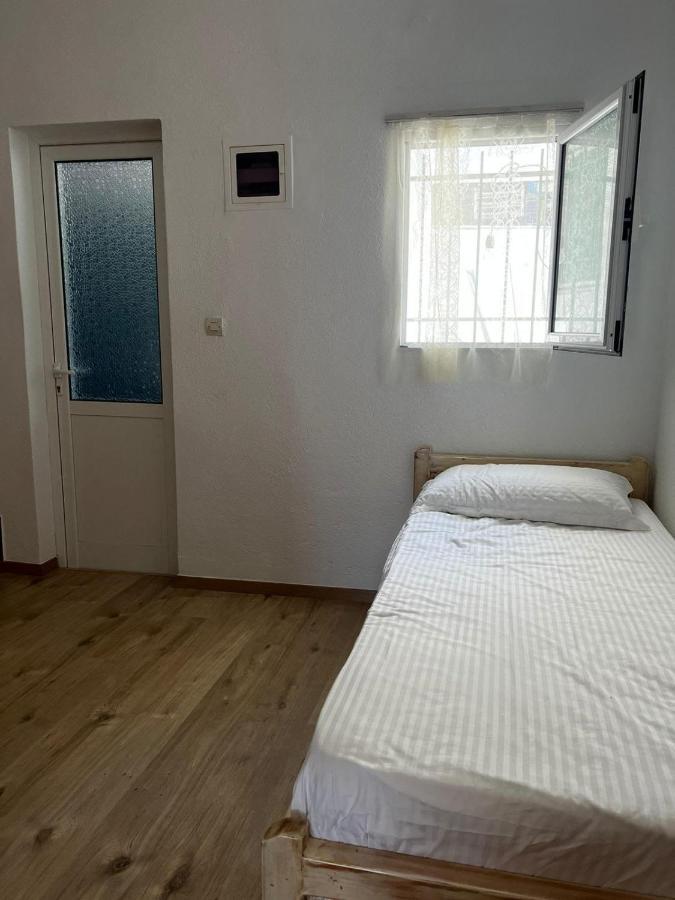 Nona'S Rooms Химара Экстерьер фото