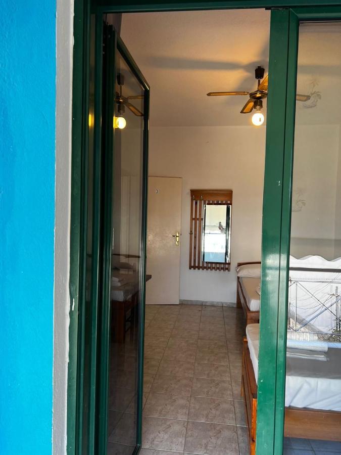 Nona'S Rooms Химара Экстерьер фото