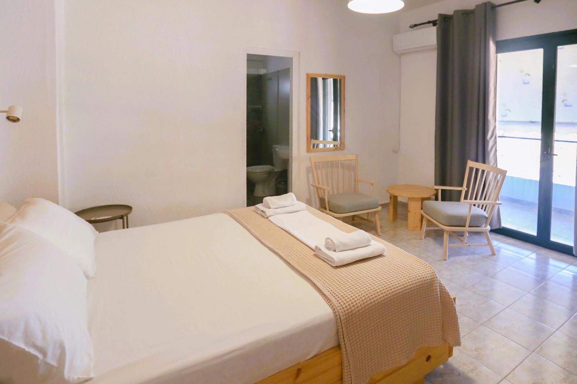Nona'S Rooms Химара Экстерьер фото