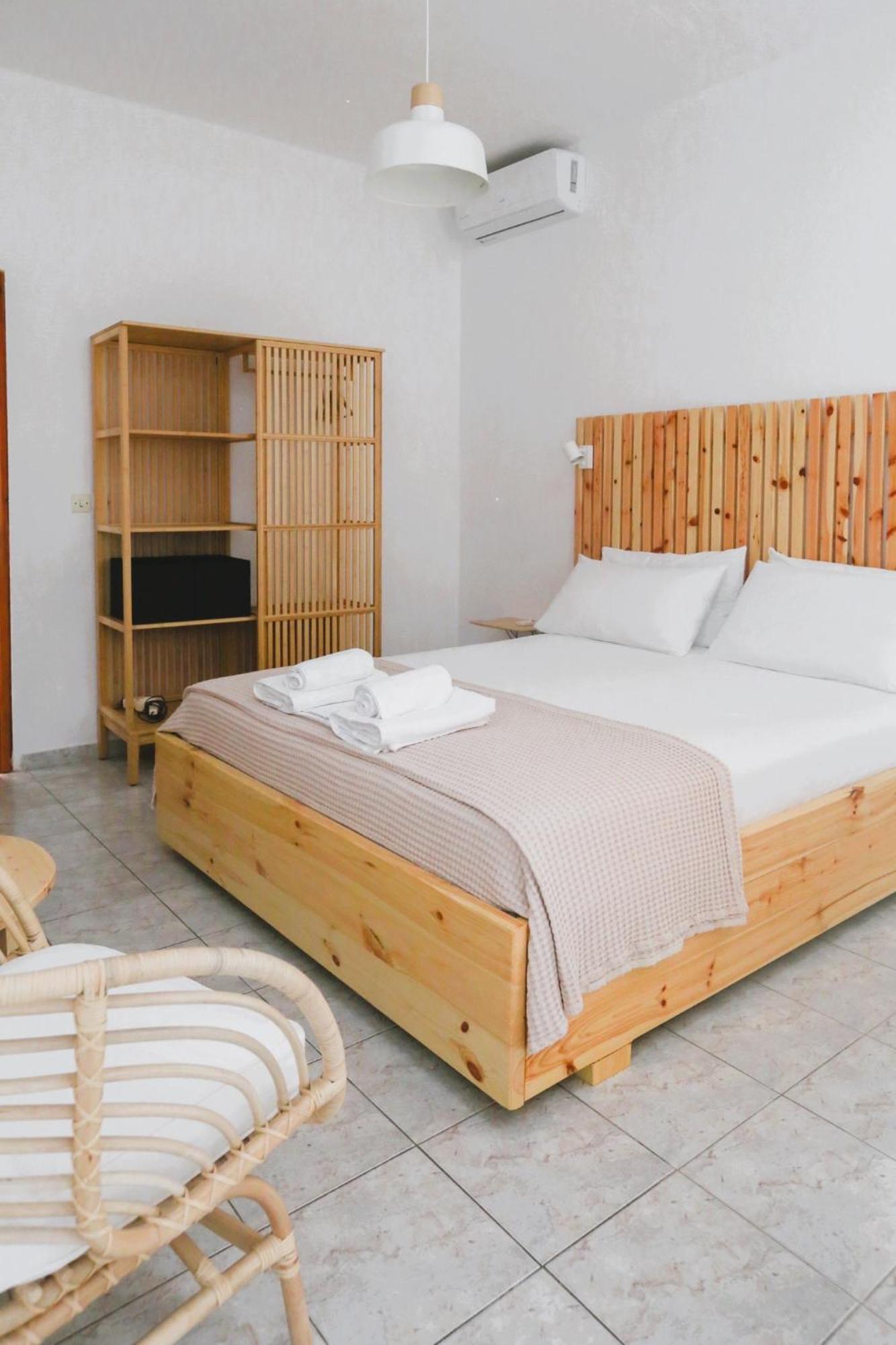 Nona'S Rooms Химара Экстерьер фото